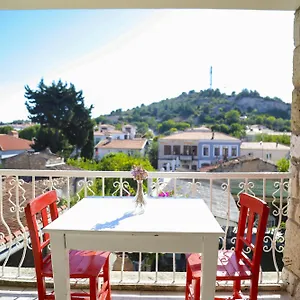 https://sari-gelin-alacati-hotel.aegeanhotels.net