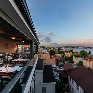 Azade Premier *** İstanbul